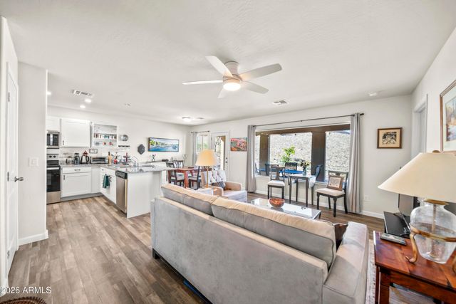 40 COTTONWOOD Lane, Wickenburg, AZ 85390