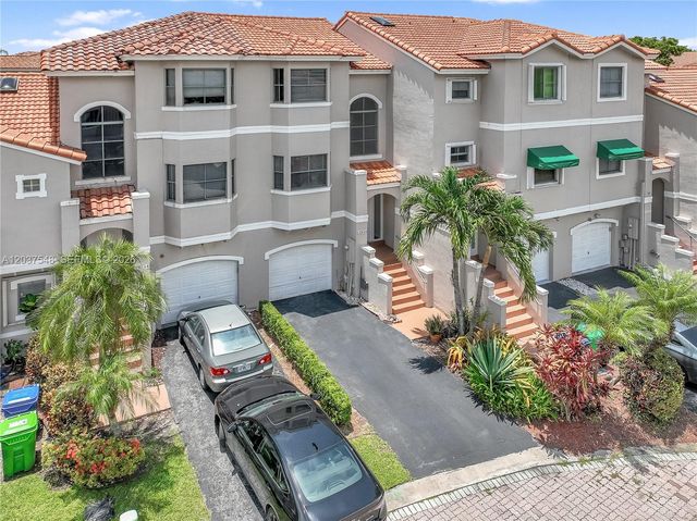12666 NW 14th Pl, Sunrise, FL 33323