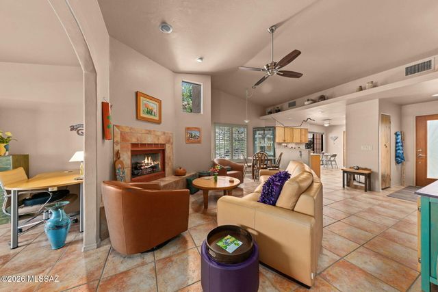 67 E Horizon Circle, Tucson, AZ 85737
