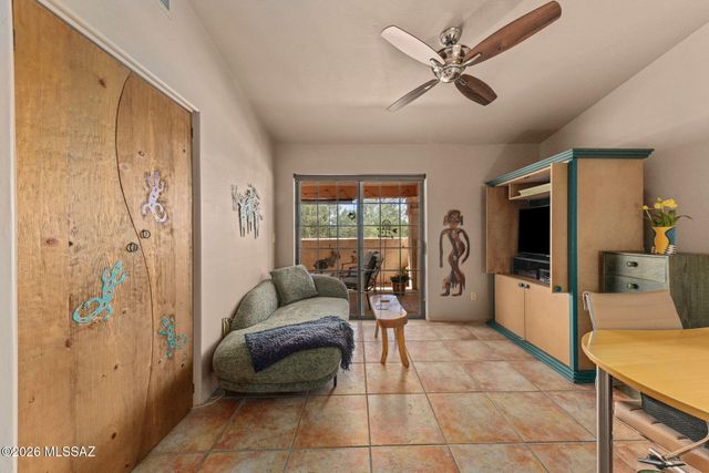 67 E Horizon Circle, Tucson, AZ 85737