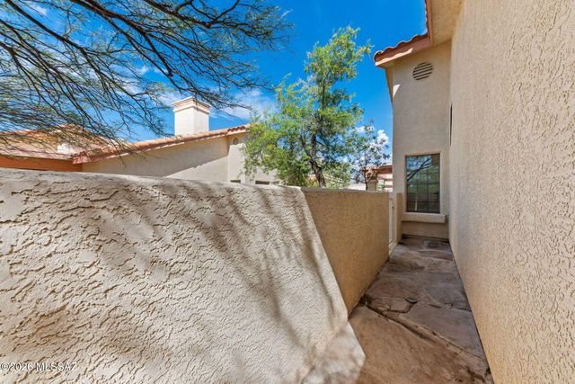 67 E Horizon Circle, Tucson, AZ 85737
