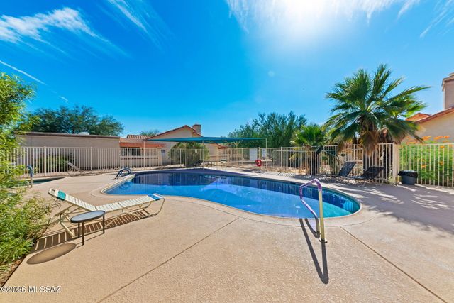67 E Horizon Circle, Tucson, AZ 85737