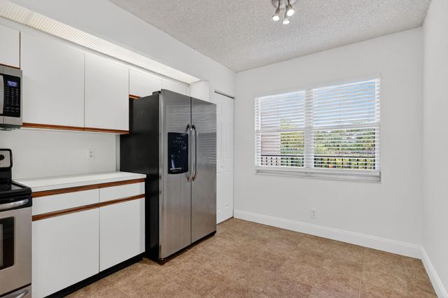 12750 SW 4th Ct 307J, Pembroke Pines, FL 33027