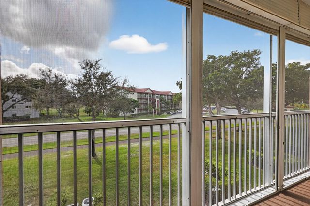 12750 SW 4th Ct 307J, Pembroke Pines, FL 33027