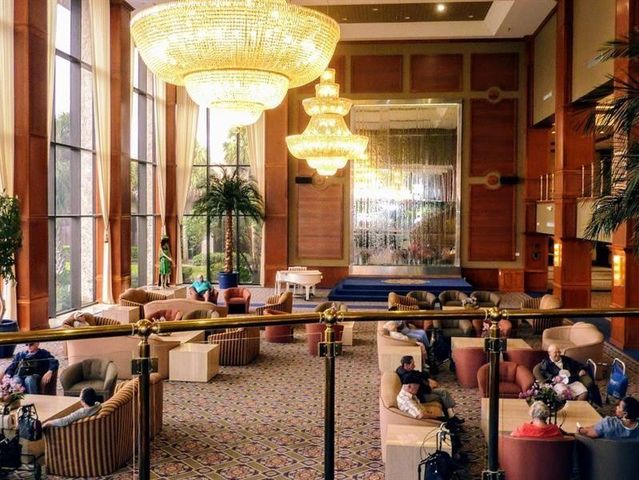 12750 SW 4th Ct 307J, Pembroke Pines, FL 33027