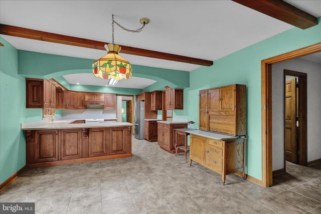 1815 LARCH CIR, Lebanon, PA 17042