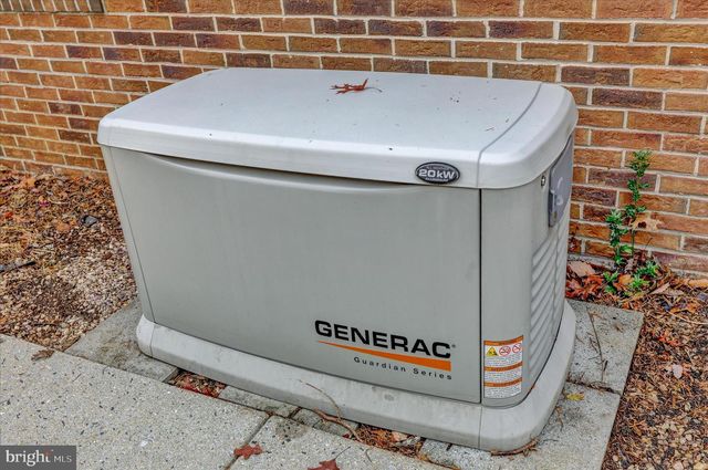 1815 LARCH CIR, Lebanon, PA 17042