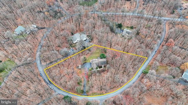 1815 LARCH CIR, Lebanon, PA 17042