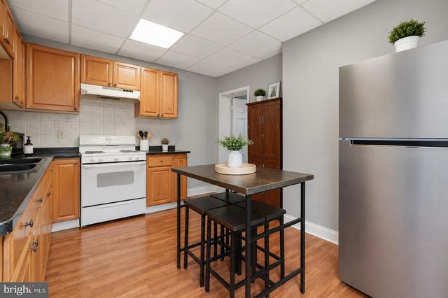 2329 E CUMBERLAND ST, Philadelphia, PA 19125