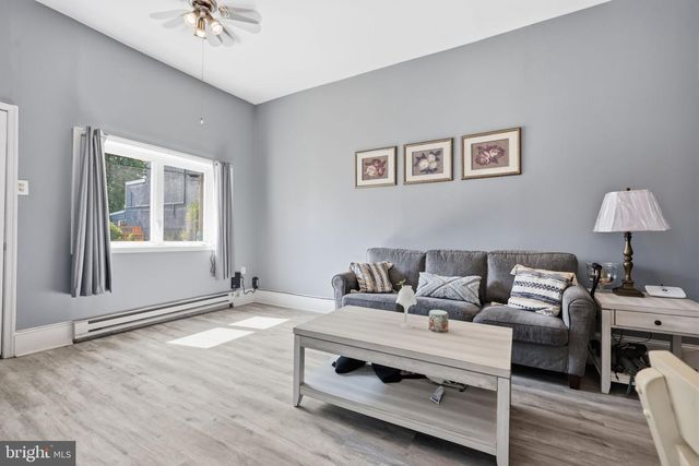2329 E CUMBERLAND ST, Philadelphia, PA 19125