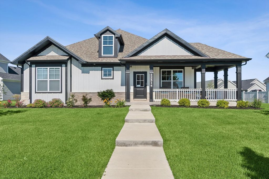 12514 SHENANDOAH Trail, Plainfield, IL 60585