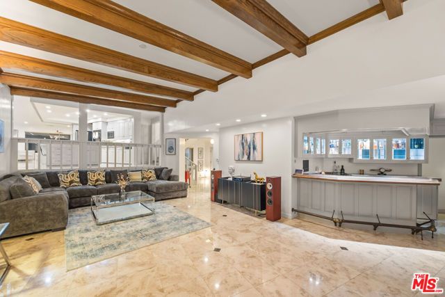 2357 Knob Hill Drive, Riverside, CA 92506