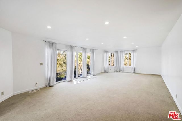 2357 Knob Hill Drive, Riverside, CA 92506