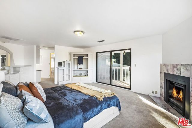 2357 Knob Hill Drive, Riverside, CA 92506