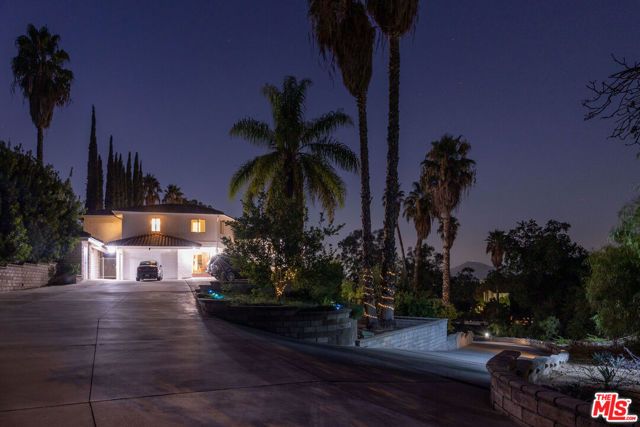 2357 Knob Hill Drive, Riverside, CA 92506