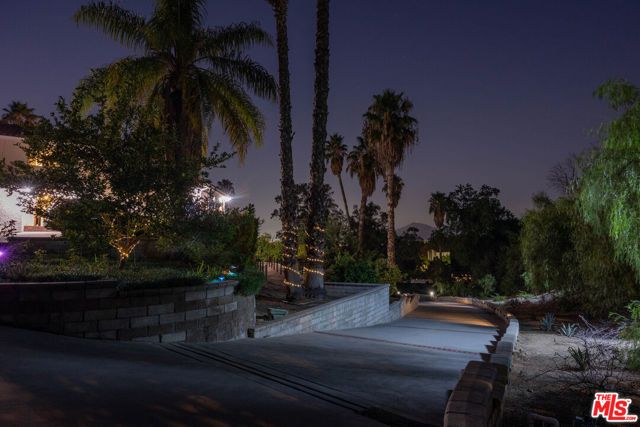 2357 Knob Hill Drive, Riverside, CA 92506