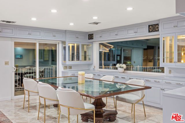 2357 Knob Hill Drive, Riverside, CA 92506