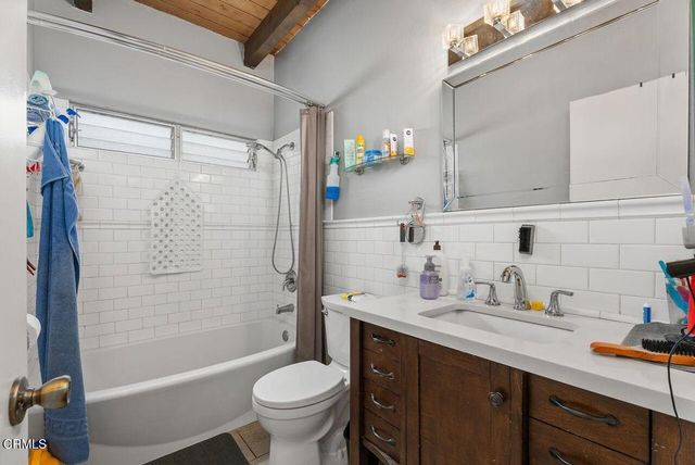 60 Bennett Avenue, Long Beach, CA 90803