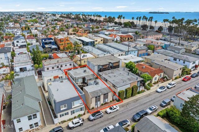 60 Bennett Avenue, Long Beach, CA 90803