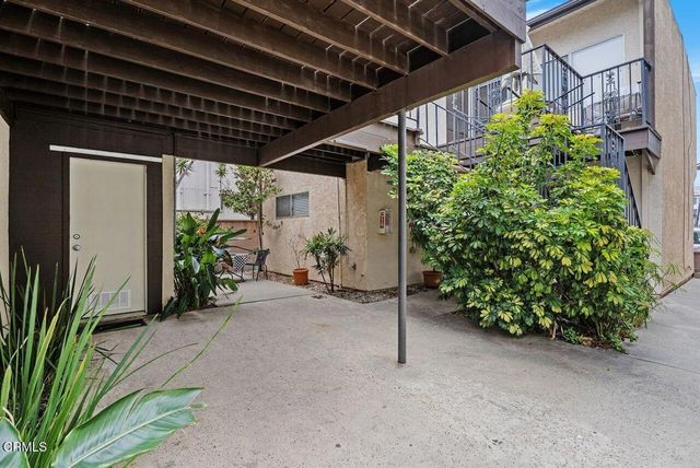 60 Bennett Avenue, Long Beach, CA 90803