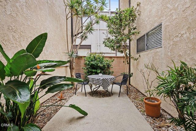 60 Bennett Avenue, Long Beach, CA 90803