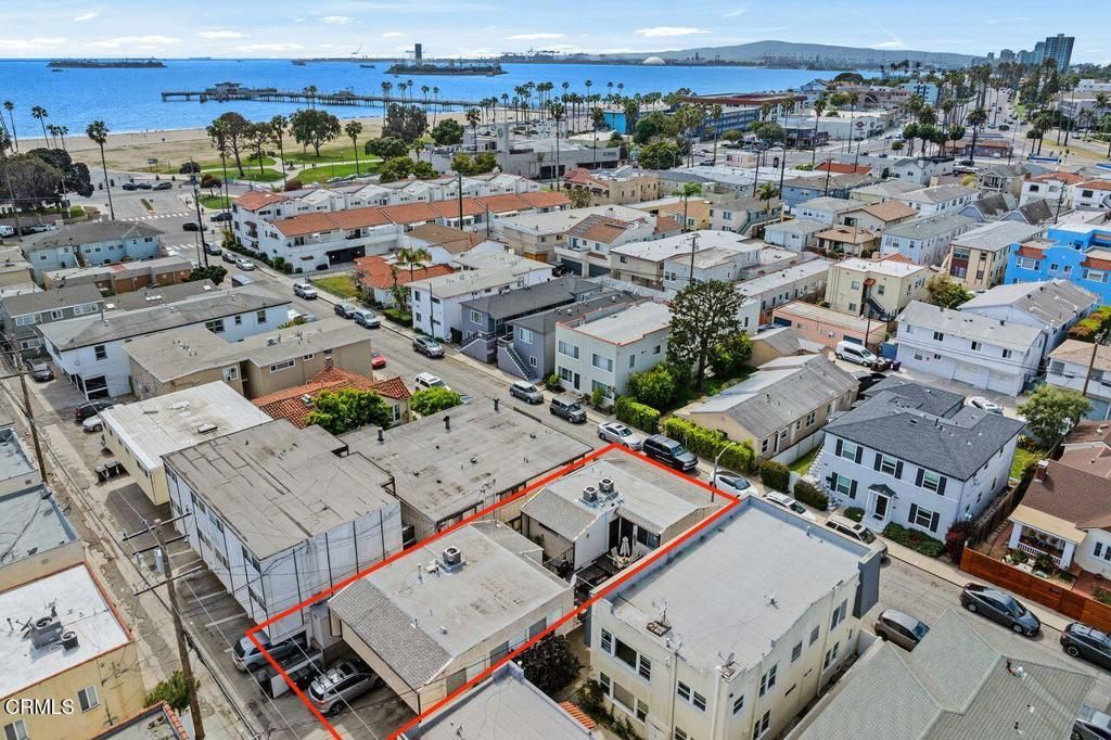 60 Bennett Avenue, Long Beach, CA 90803