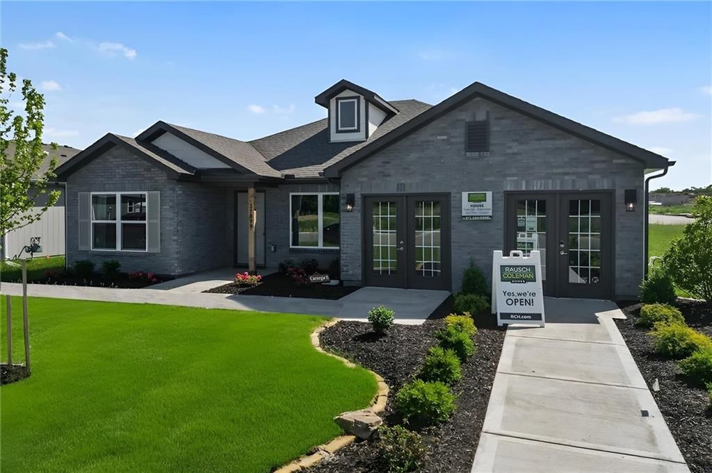 37899 W 207th Terrace, Edgerton, KS 66021