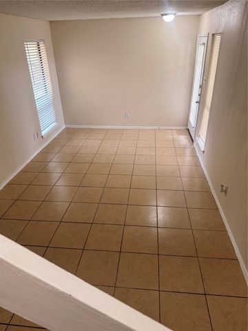 6316 Woodmont Court, Fort Worth, TX 76133