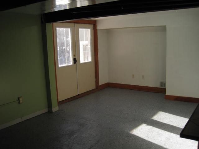 32 Woodman Road, Durham, NH 03824