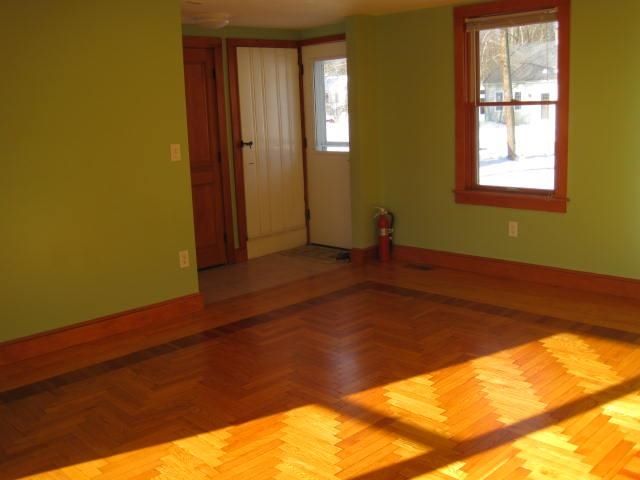 32 Woodman Road, Durham, NH 03824