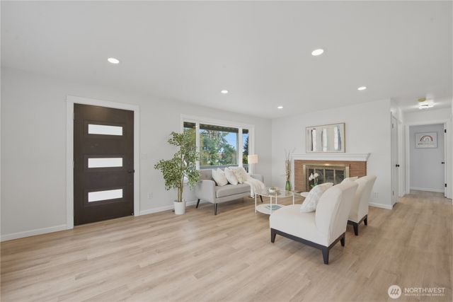 14419 8th Avenue S, Burien, WA 98168