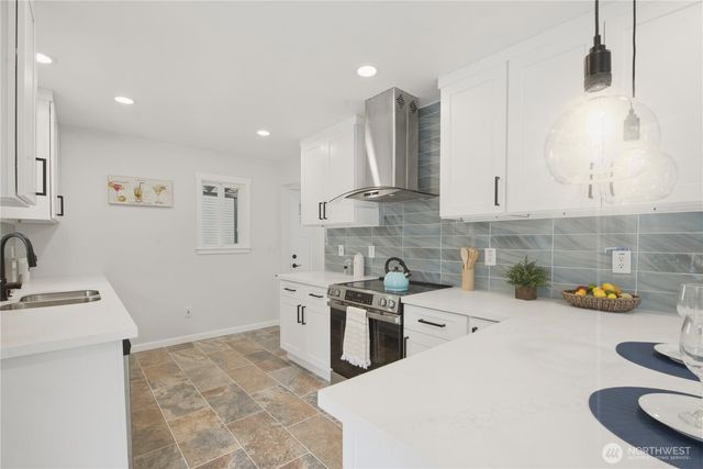 14419 8th Avenue S, Burien, WA 98168