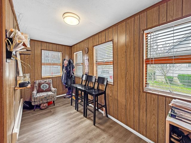 14 Oak Ter, Everett, MA 02149