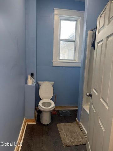 501 2nd Street, Albany, NY 12206