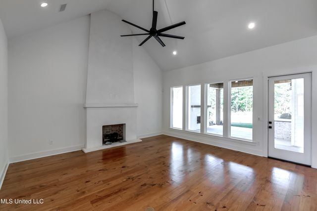 625 Big Valley Loop, Flowood, MS 39232