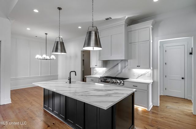 625 Big Valley Loop, Flowood, MS 39232