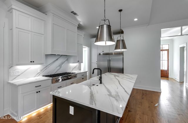 625 Big Valley Loop, Flowood, MS 39232