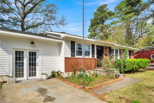 6 Jamal CT, Portsmouth, VA 23701