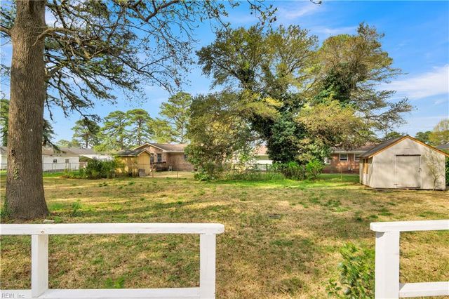 6 Jamal CT, Portsmouth, VA 23701