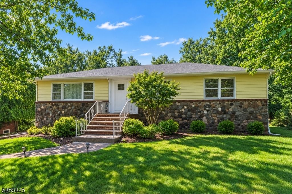 20 Manger Rd, West Orange Twp., NJ 07052 — exterior