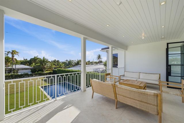 248 E Lakewood Road, West Palm Beach, FL 33405