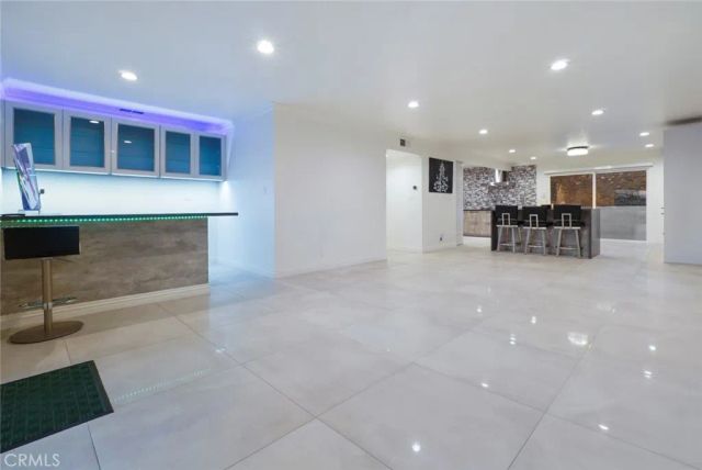 3381 Oakmont View Drive, Glendale, CA 91208