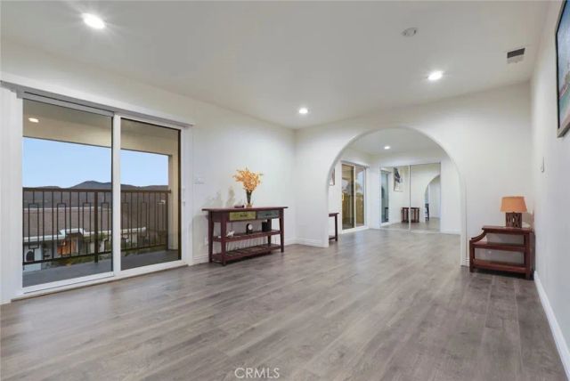 3381 Oakmont View Drive, Glendale, CA 91208