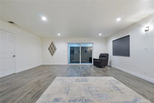 3381 Oakmont View Drive, Glendale, CA 91208