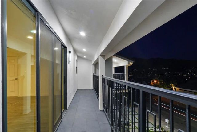 3381 Oakmont View Drive, Glendale, CA 91208