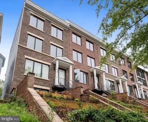 4527 GEORGIA AVE NW #2, Washington, DC 20011