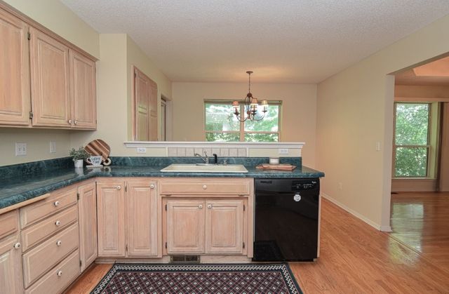 27 Quantock Hills Drive, Bella Vista, AR 72715