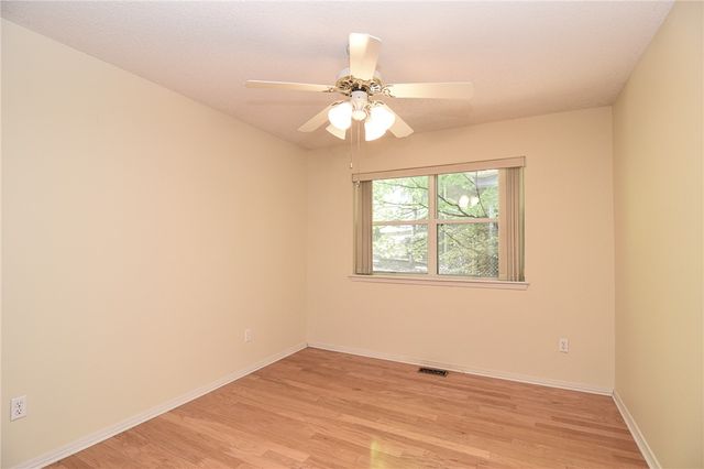 27 Quantock Hills Drive, Bella Vista, AR 72715