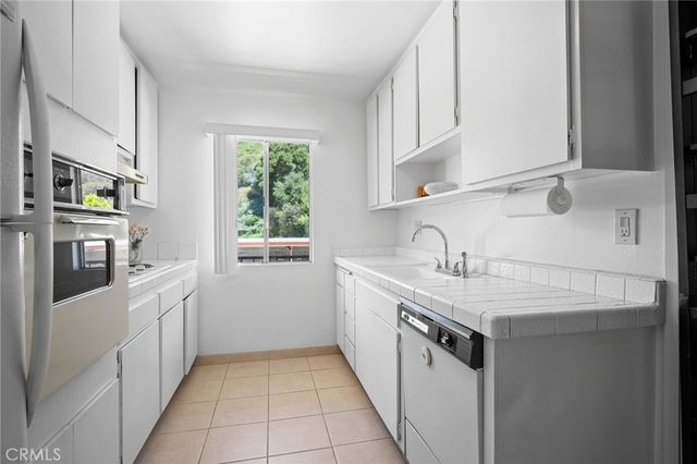 1935 Alpha 214, Glendale, CA 91208