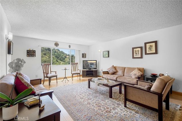 1935 Alpha 214, Glendale, CA 91208